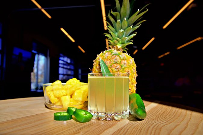 Saco Seltzer - Spicy Pineapple